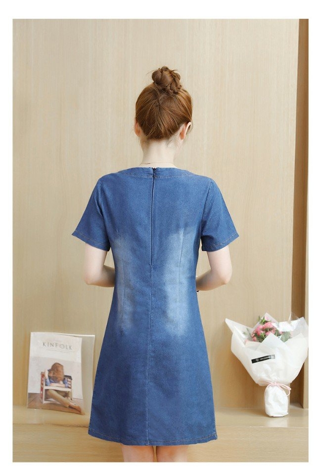 ĐÀM JEAN SUÔNG CỔ TRÒN THÊU HOA
